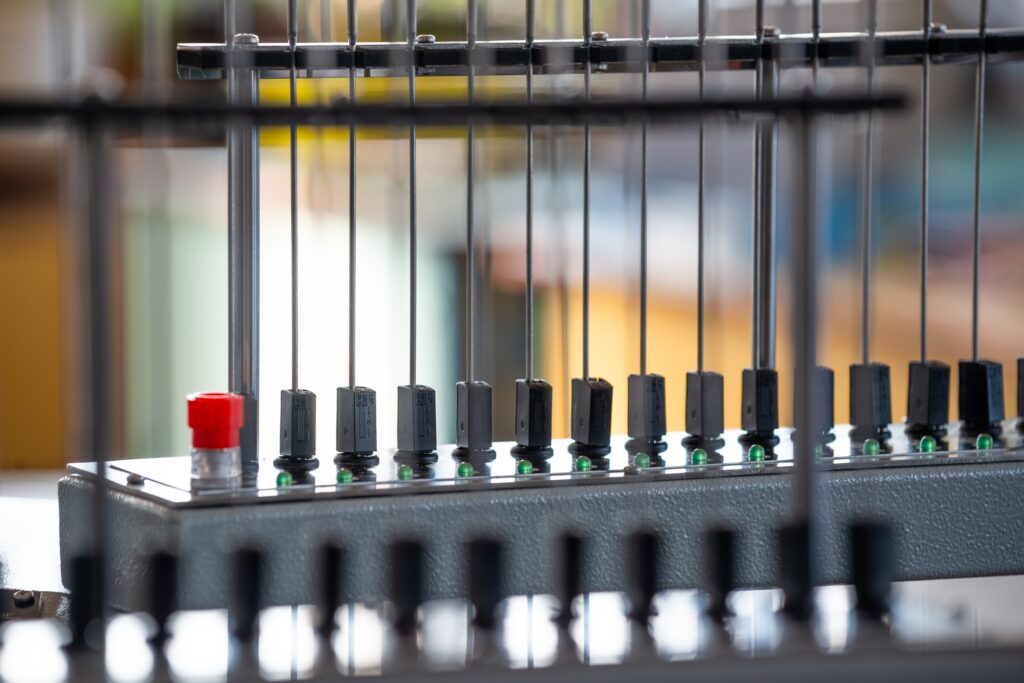 An unusual electronic installation of tubes